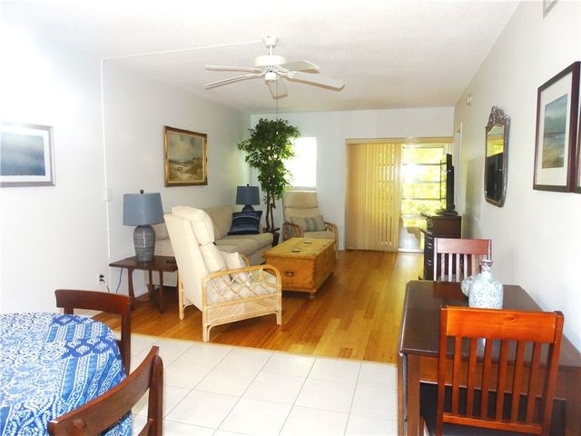 1100 Ponce De Leon Circle 308, Vero Beach, FL 32960