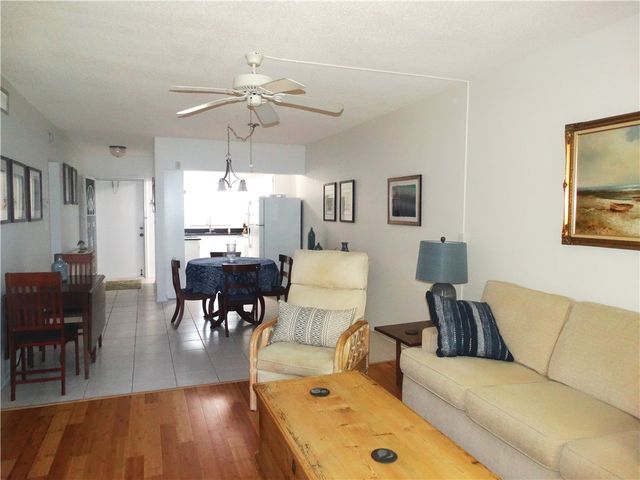 1100 Ponce De Leon Circle 308, Vero Beach, FL 32960