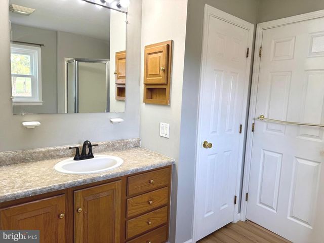 220 SNAPPY LN, Winchester, VA 22602