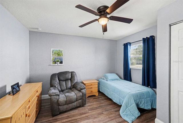 307 CAMPUS DRIVE, Ruskin, FL 33570