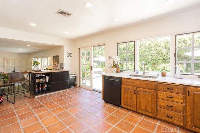 1691 N Yurok Street, Orange, CA 92867