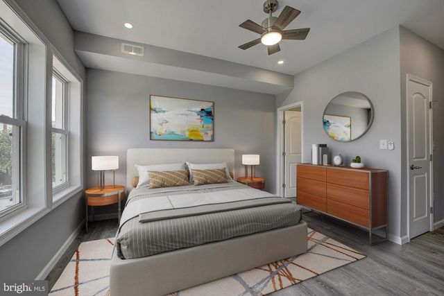 832 19TH ST NE #B, Washington, DC 20002