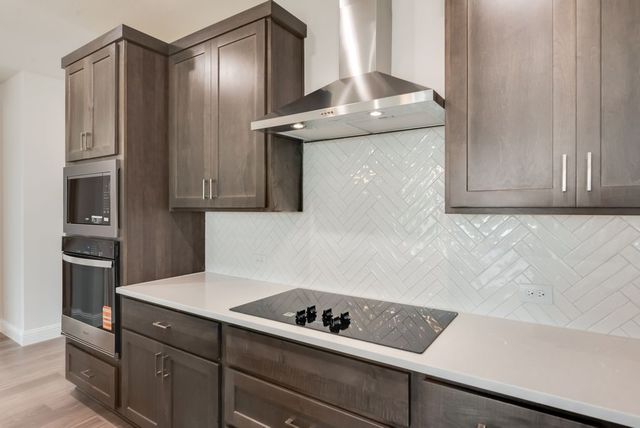 1055 Birdie Street, Gunter, TX 75058