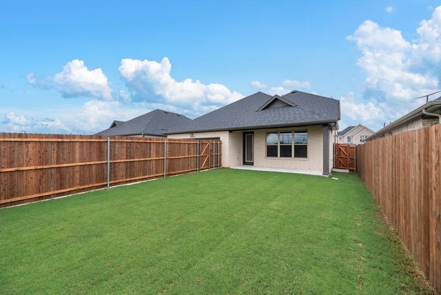 1055 Birdie Street, Gunter, TX 75058