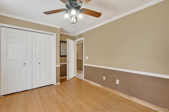 5120 Meadow Crest Circle, Holly, MI 48442