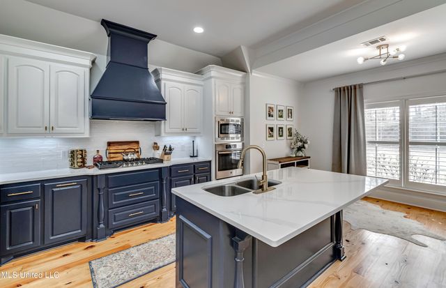 125 Muscadine Path, Madison, MS 39110