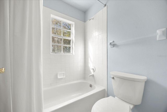 220 WIMBLEDON CIRCLE, Lake Mary, FL 32746