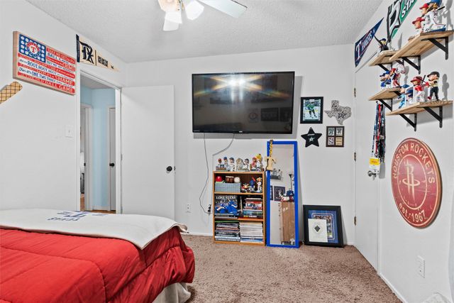 405 SW Rand Drive, Burleson, TX 76028