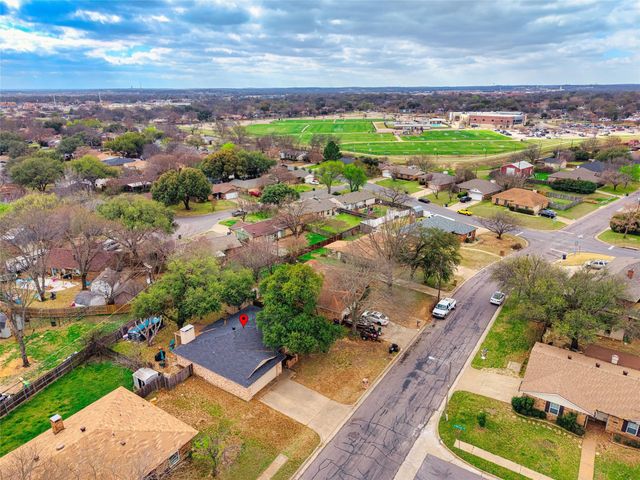 405 SW Rand Drive, Burleson, TX 76028