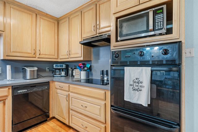 405 SW Rand Drive, Burleson, TX 76028