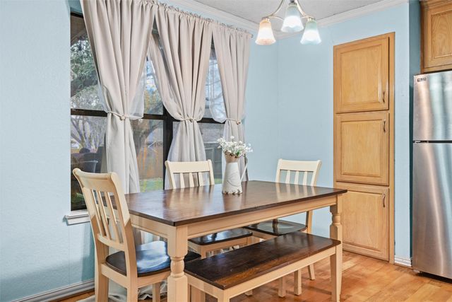 405 SW Rand Drive, Burleson, TX 76028