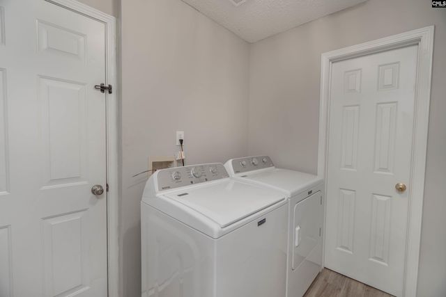 105 Brook Hollow Ct, Lexington, SC 29072