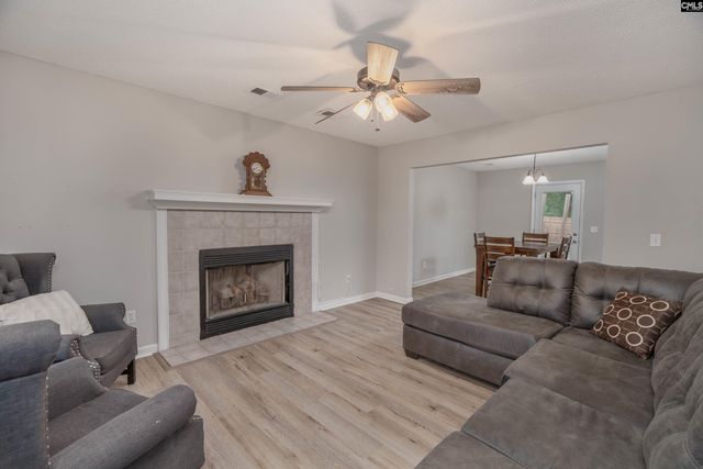 105 Brook Hollow Ct, Lexington, SC 29072