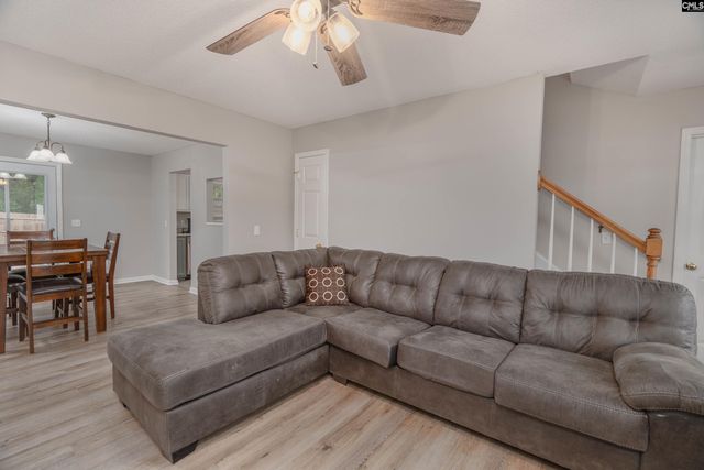 105 Brook Hollow Ct, Lexington, SC 29072