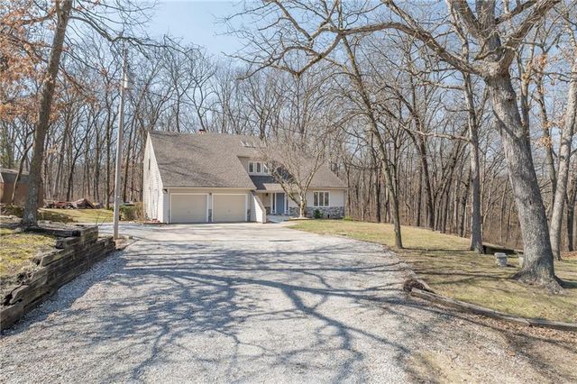 9733 Hwy 190 Highway, Chillicothe, MO 64601