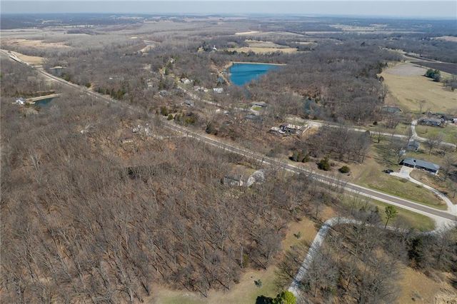 9733 Hwy 190 Highway, Chillicothe, MO 64601