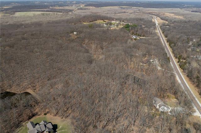 9733 Hwy 190 Highway, Chillicothe, MO 64601
