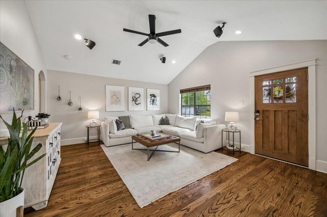 1722 Lamonte Lane, Houston, TX 77018