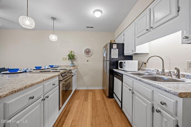 9100 Reed Drive 1108, Emerald Isle, NC 28594