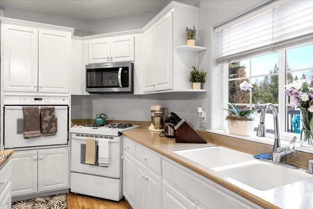 835 Redwood Avenue, Butte Falls, OR 97522