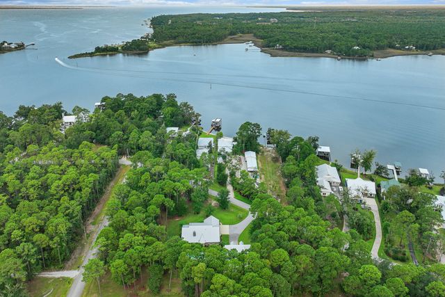 1479 Lagrange Road, Freeport, FL 32439