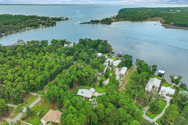 1479 Lagrange Road, Freeport, FL 32439