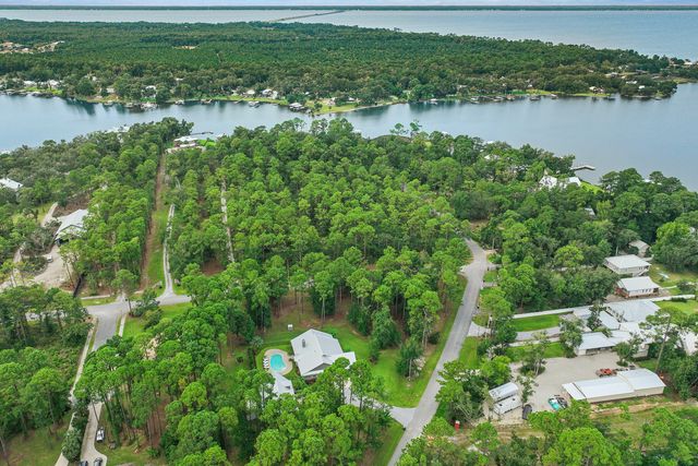 1479 Lagrange Road, Freeport, FL 32439