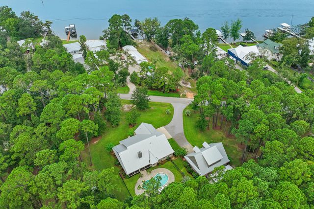 1479 Lagrange Road, Freeport, FL 32439