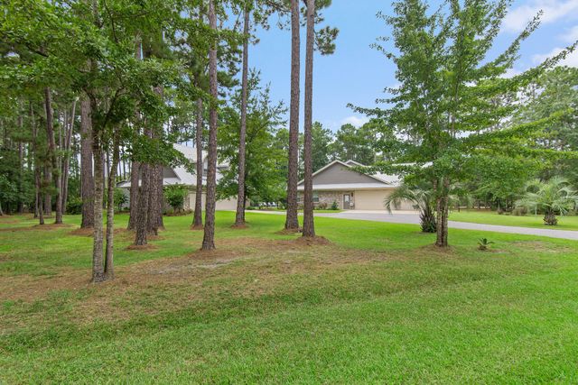 1479 Lagrange Road, Freeport, FL 32439