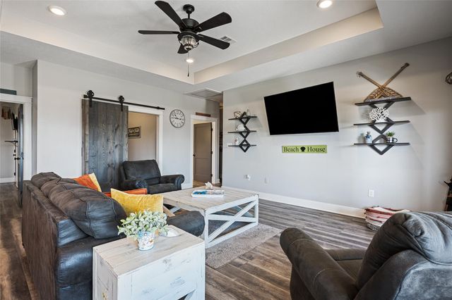 1121 Gulfview Lane, Crystal Beach, TX 77650