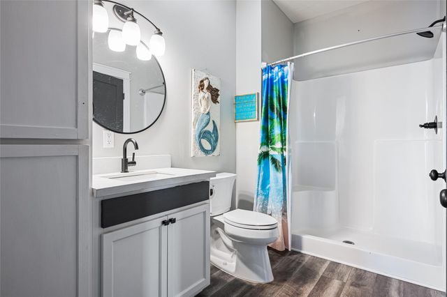 1121 Gulfview Lane, Crystal Beach, TX 77650