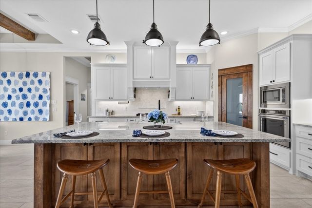 3017 Infinity Drive, Weatherford, TX 76087