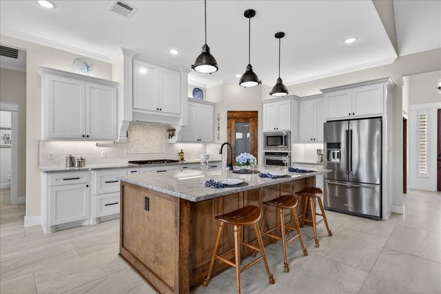 3017 Infinity Drive, Weatherford, TX 76087