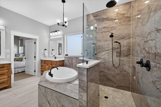 3017 Infinity Drive, Weatherford, TX 76087