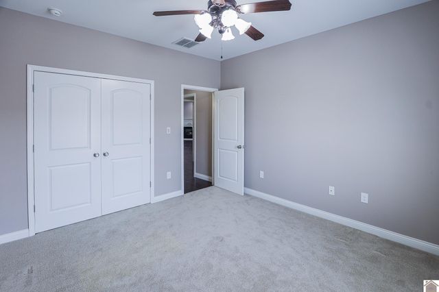 3279 Mallard Cir, Paducah, KY 42001