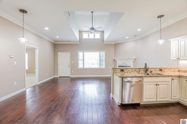 3279 Mallard Cir, Paducah, KY 42001