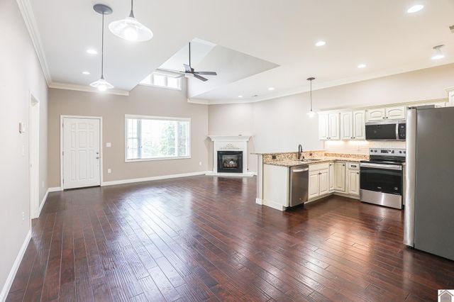 3279 Mallard Cir, Paducah, KY 42001