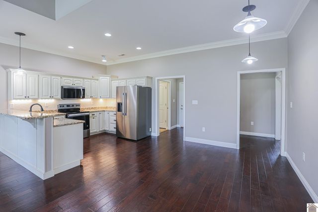 3279 Mallard Cir, Paducah, KY 42001