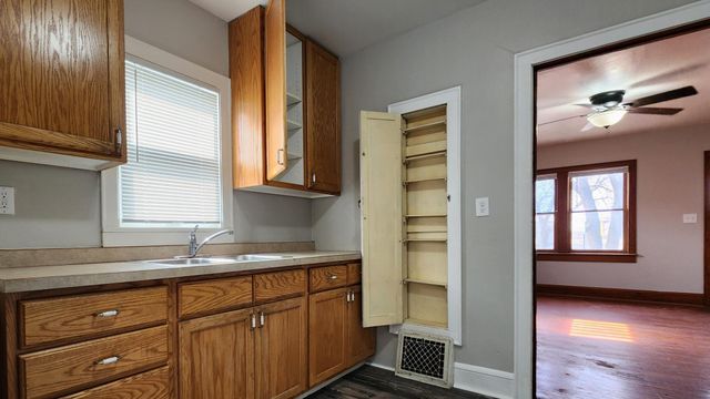 735 14th Street N, Fargo, ND 58102