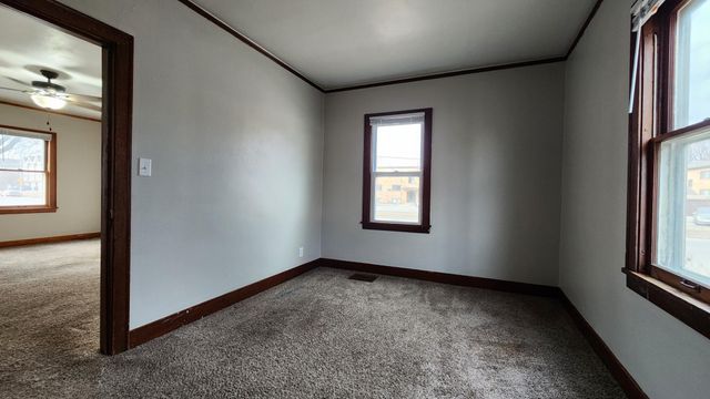 735 14th Street N, Fargo, ND 58102