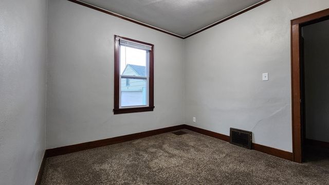 735 14th Street N, Fargo, ND 58102