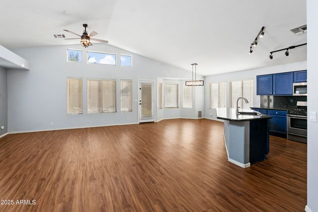 3041 S ALETTA --, Mesa, AZ 85212