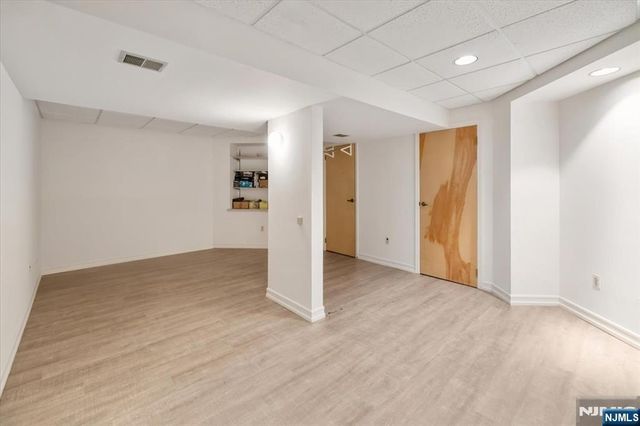 580 Laramie Lane, Mahwah, NJ 07430