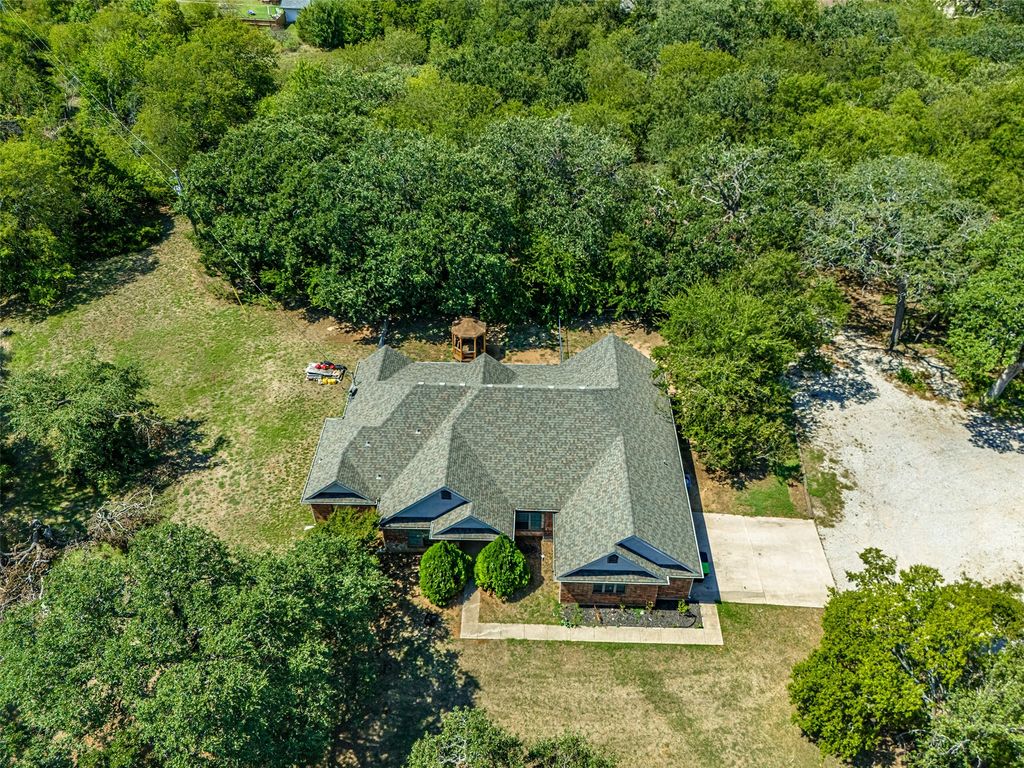 659 W Gould Street, Pilot Point, TX 76258