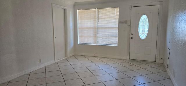 112 Newton Road, West Park, FL 33023