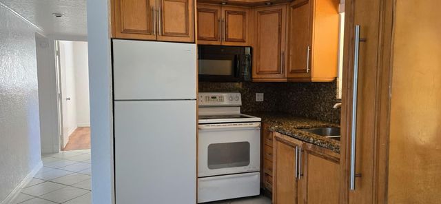 112 Newton Road, West Park, FL 33023