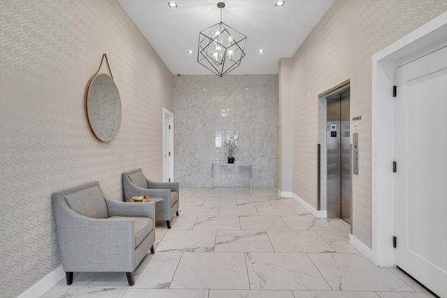 50 Hichborn 408, Boston, MA 02135