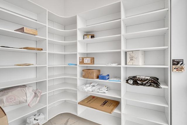 50 Hichborn 408, Boston, MA 02135