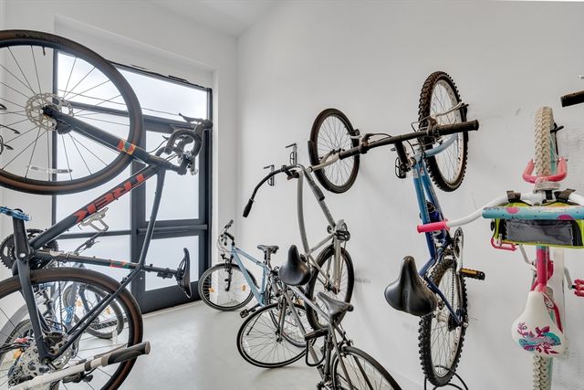 50 Hichborn 408, Boston, MA 02135