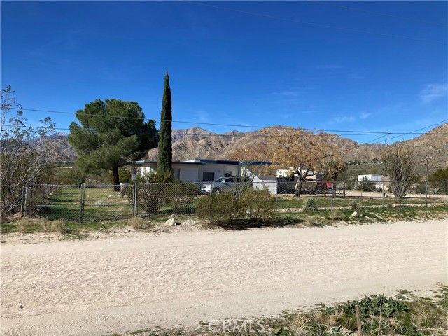 8960 S Samel Road, Morongo Valley, CA 92256